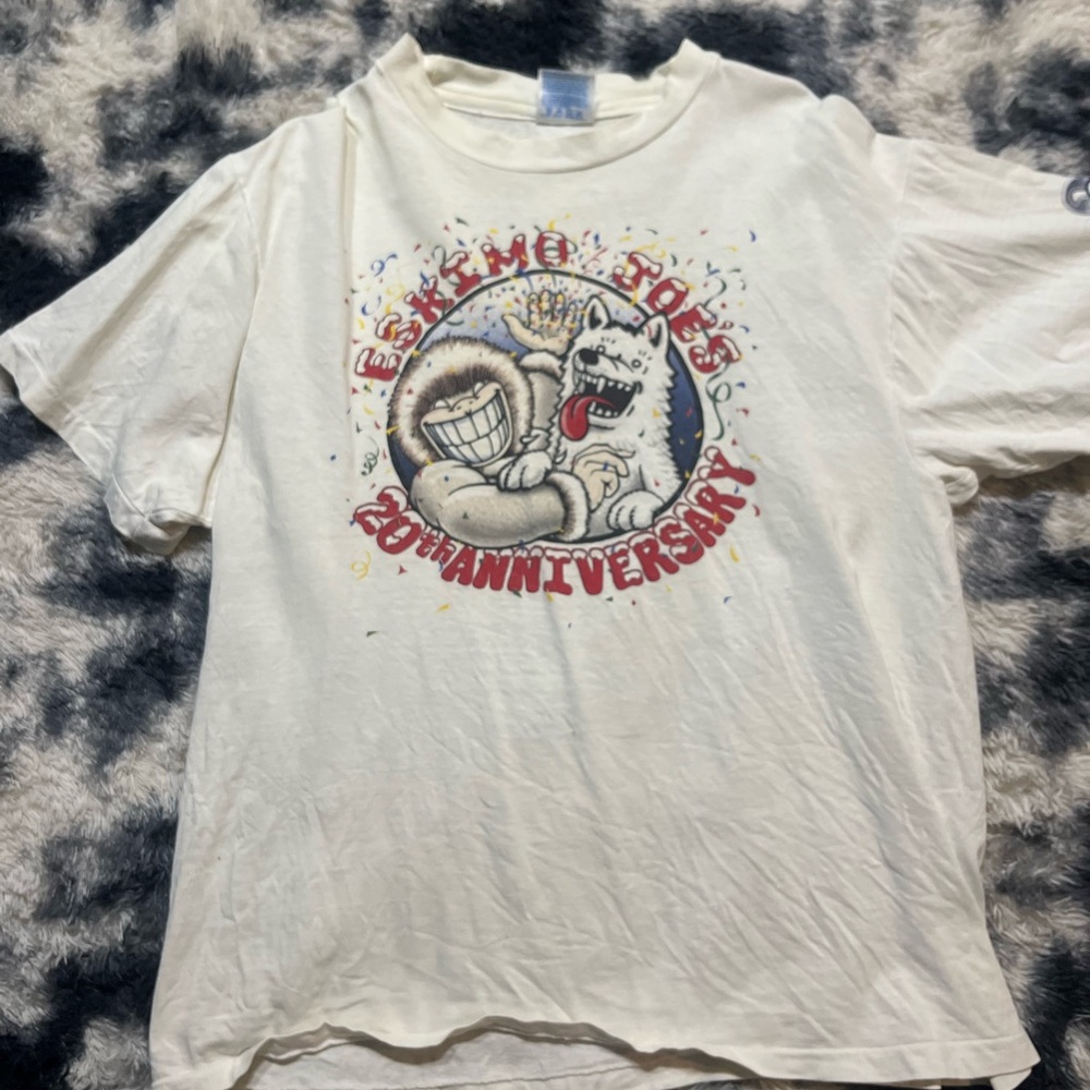 Vintage Eskimo Joe’s 20th Anniversary White Graphic T-Shirt